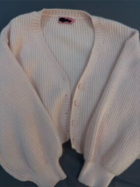 Edikted Soft Ribbed V-Neck Button Cardigan - Light Pink